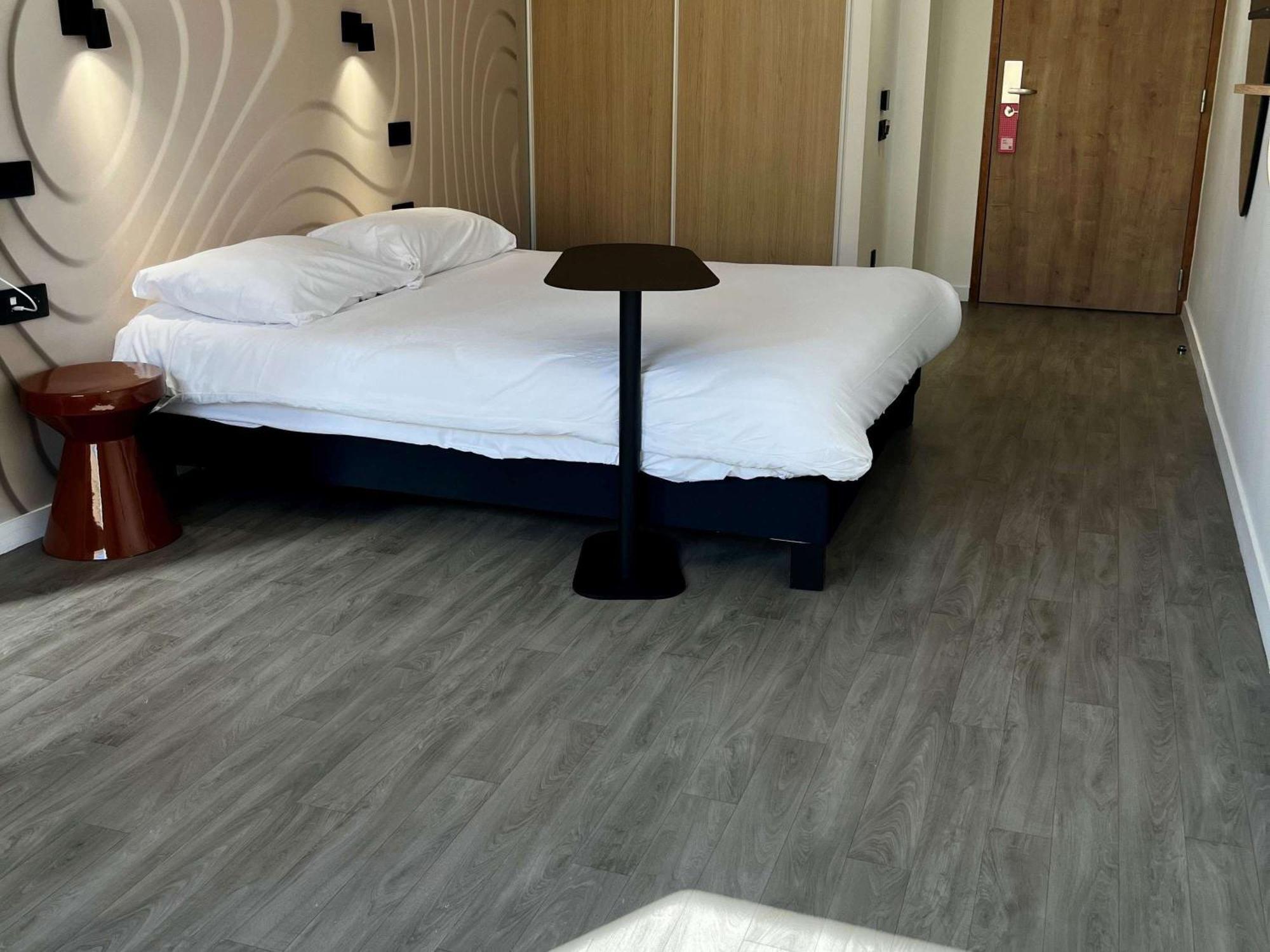 Ibis Styles Cabries Aix-En-Provence Tgv Hotel Buitenkant foto