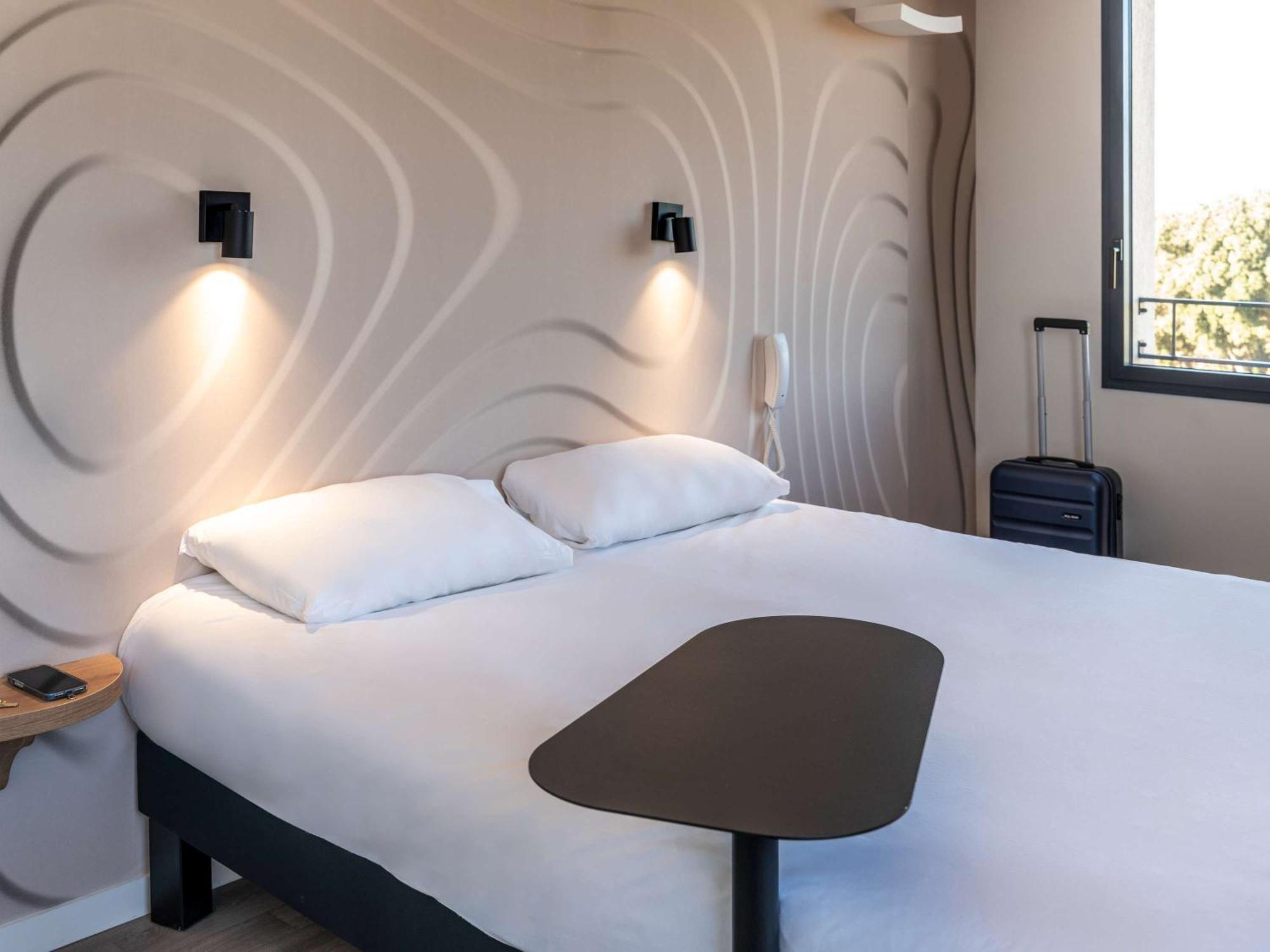 Ibis Styles Cabries Aix-En-Provence Tgv Hotel Buitenkant foto