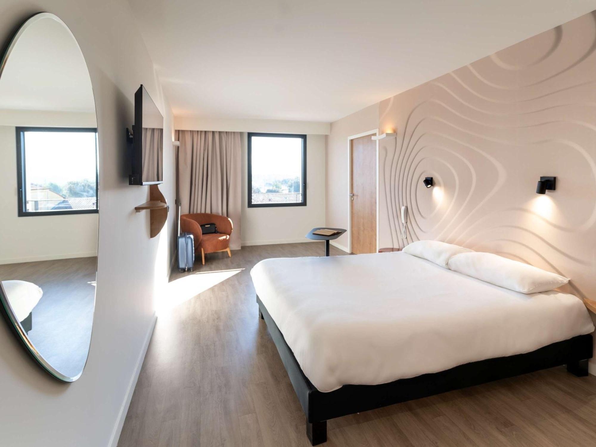 Ibis Styles Cabries Aix-En-Provence Tgv Hotel Buitenkant foto